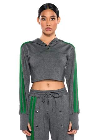 ACQUAINTED CROPPED HOODIE