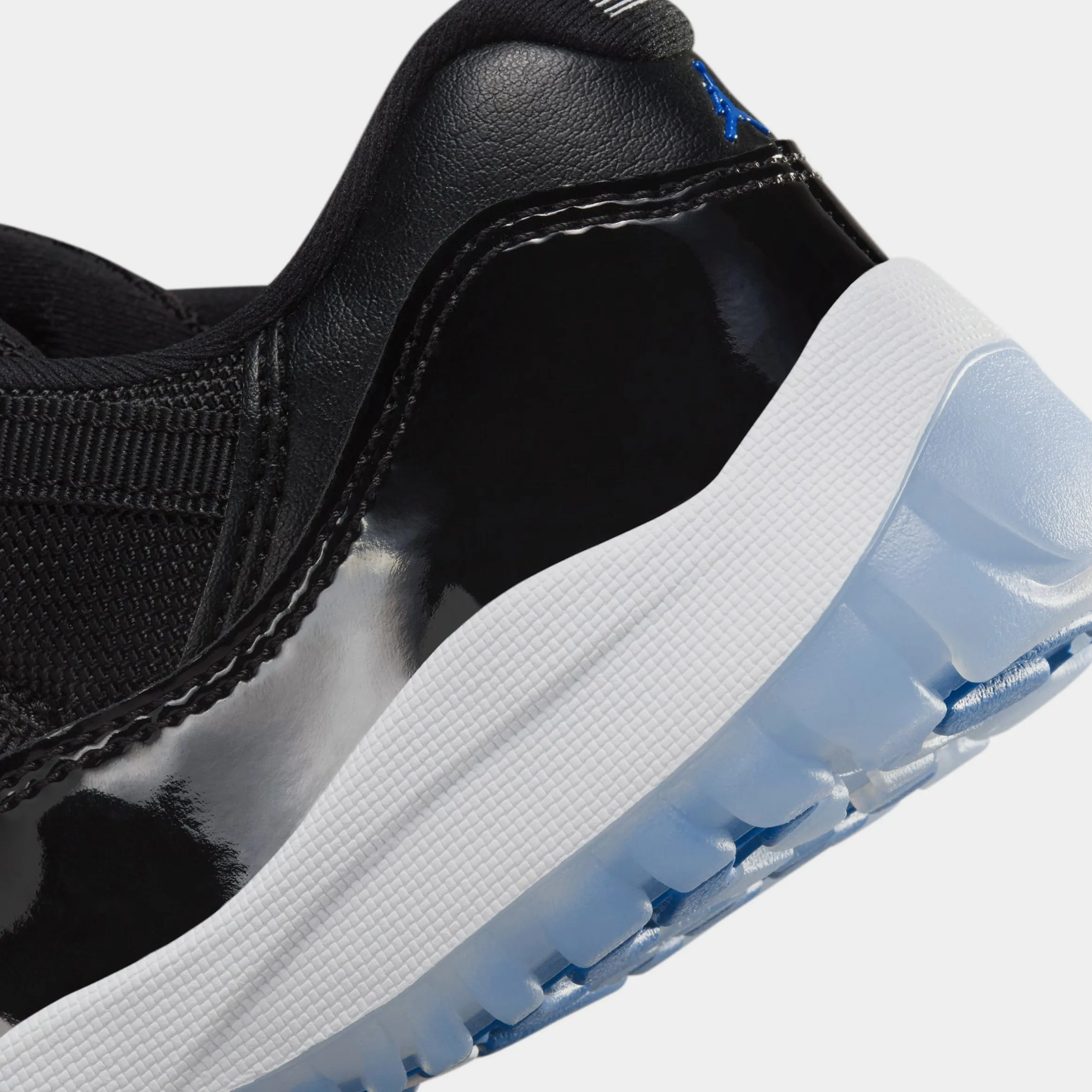 Air Jordan 11 Retro Low Black and Varsity Royal Preschool Lifestyle Shoes (Black/Varsity Royal/White)