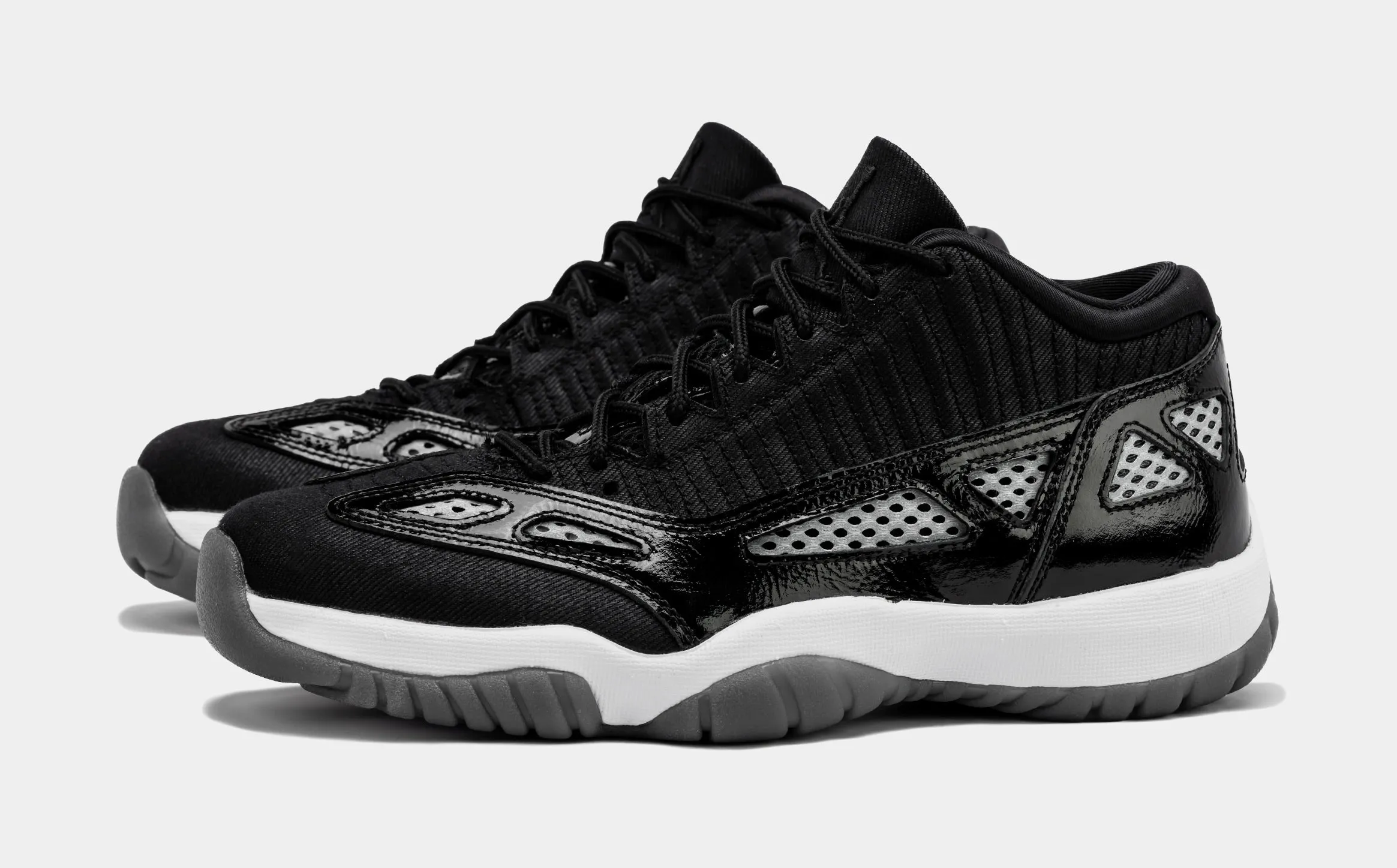 Air Jordan 11 Retro Low IE Craft Mens Lifestyle Shoes (Black/White)