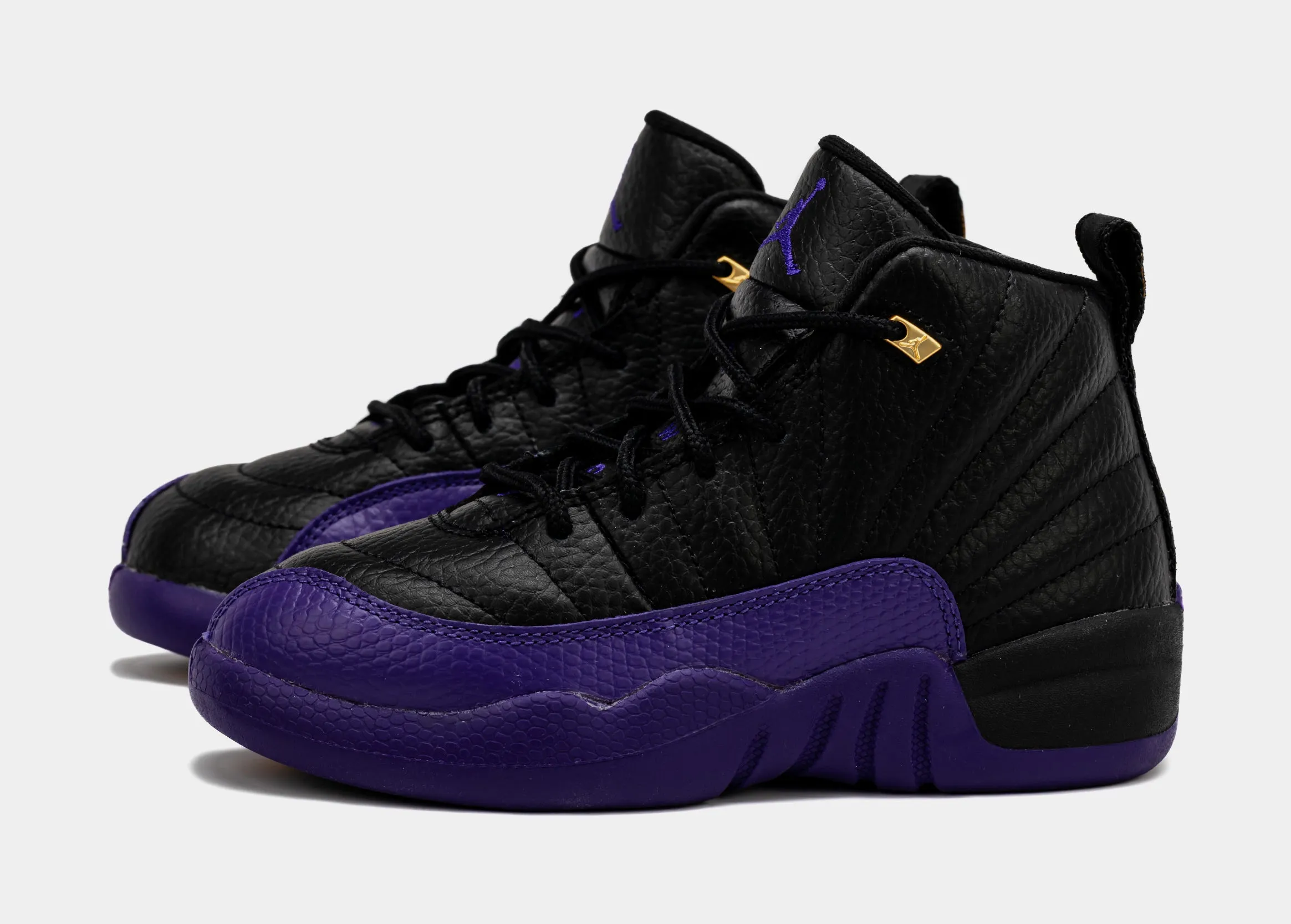 Air Jordan 12 Retro Field Purple Preschool Lifestyle Shoes (Black/Purple)