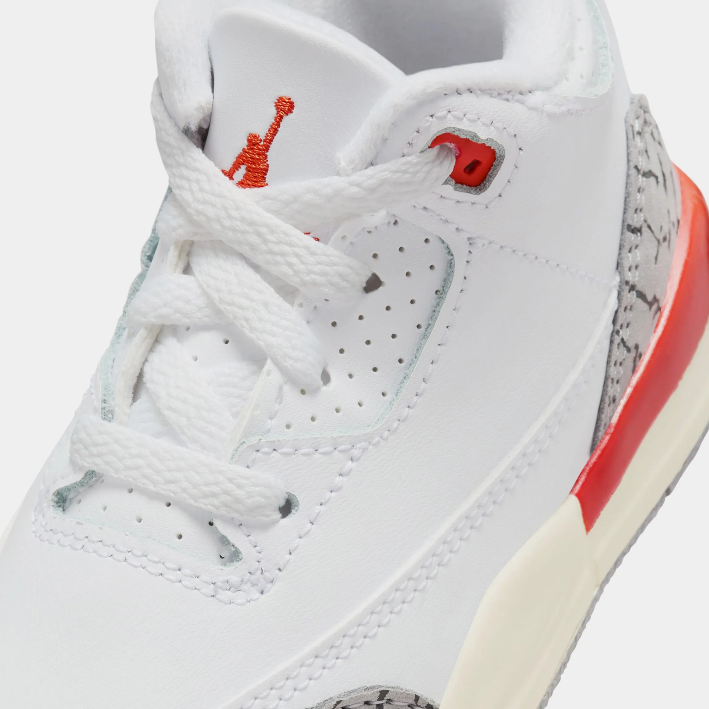 Air Jordan 3 Retro Georgia Peach Infant Toddler Lifestyle Shoes (White/Cosmic Clay/Sail/Cement Grey)