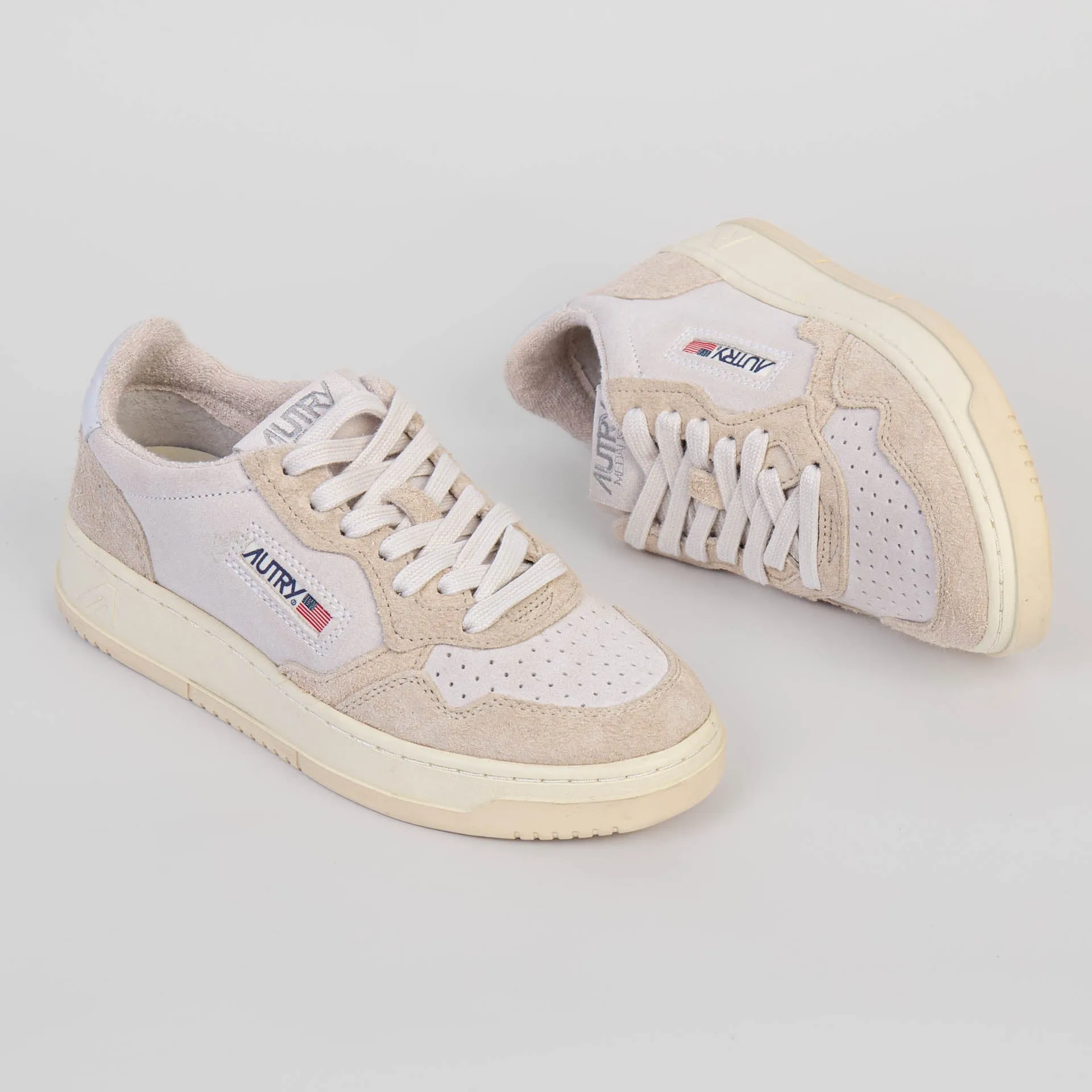 AUTRY SNEAKERS AULW-SH 02 ECRU