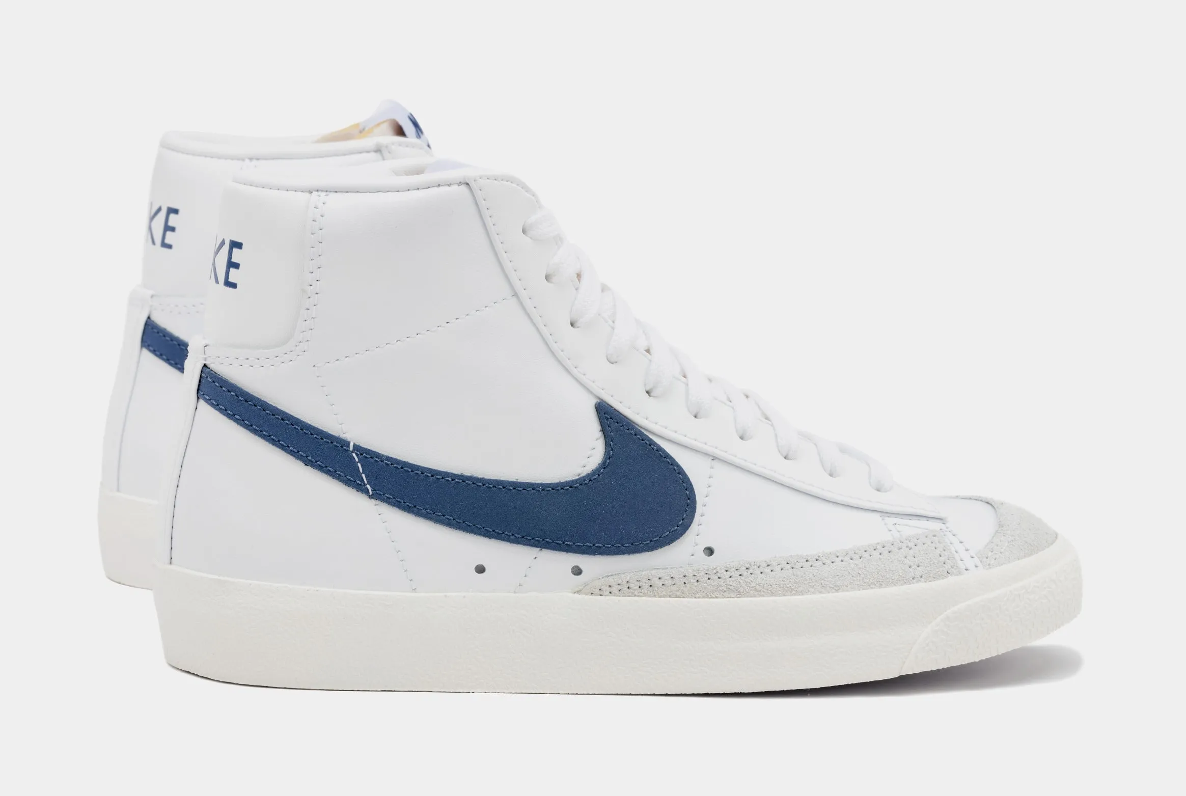 Blazer Mid '77 Womens Lifestyle Shoes (White/Blue)