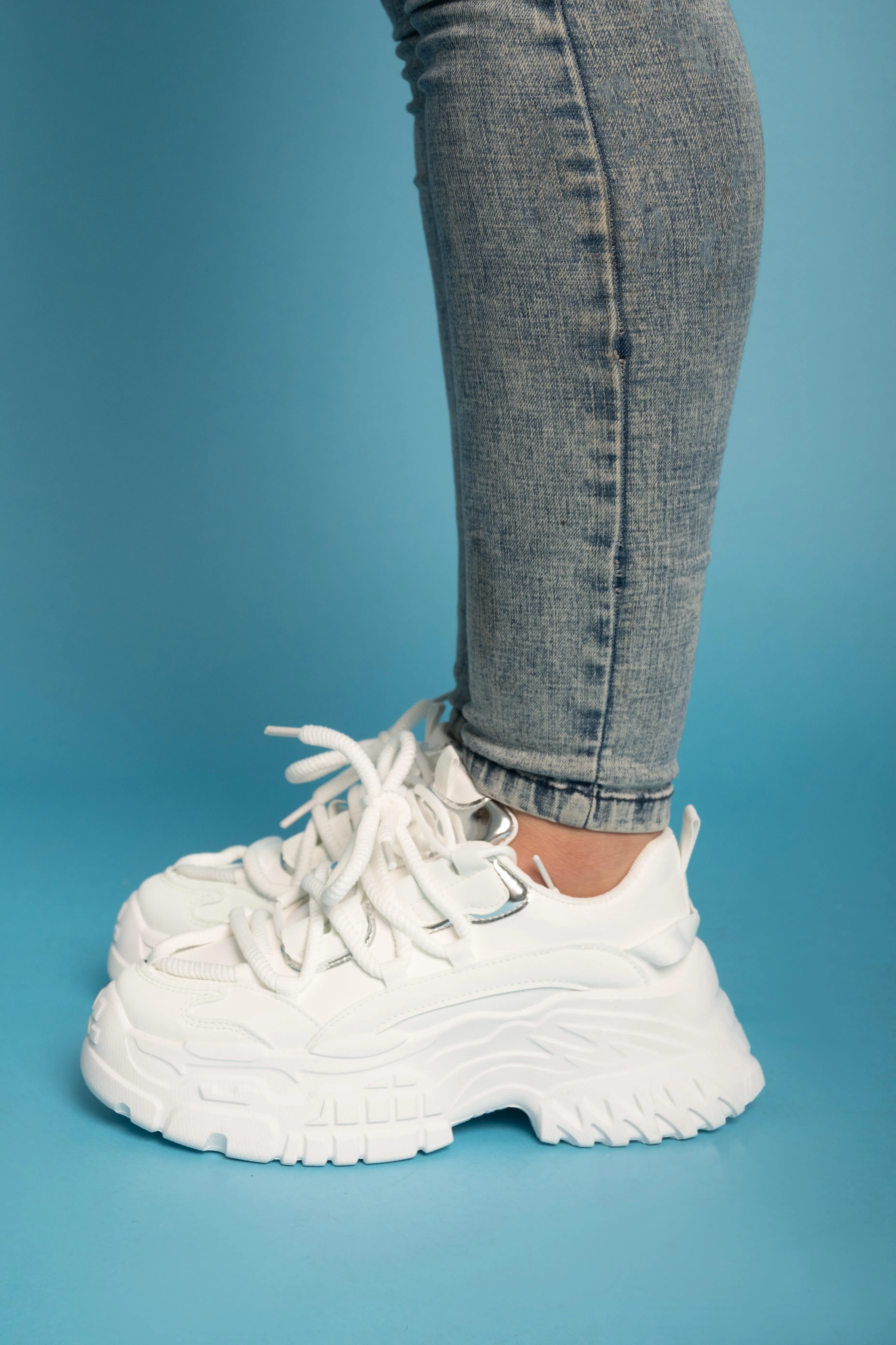 Chunky Edge Sneakers - White