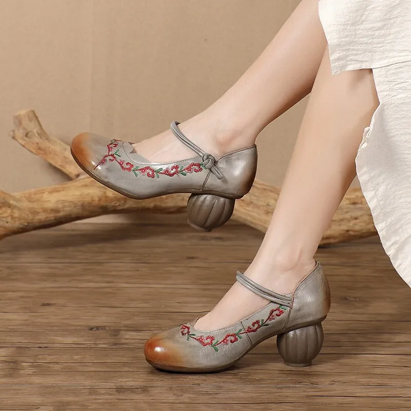 Handmade Leather Pumps Embroidery Flower Sandals With Retro Block Heel in Gray