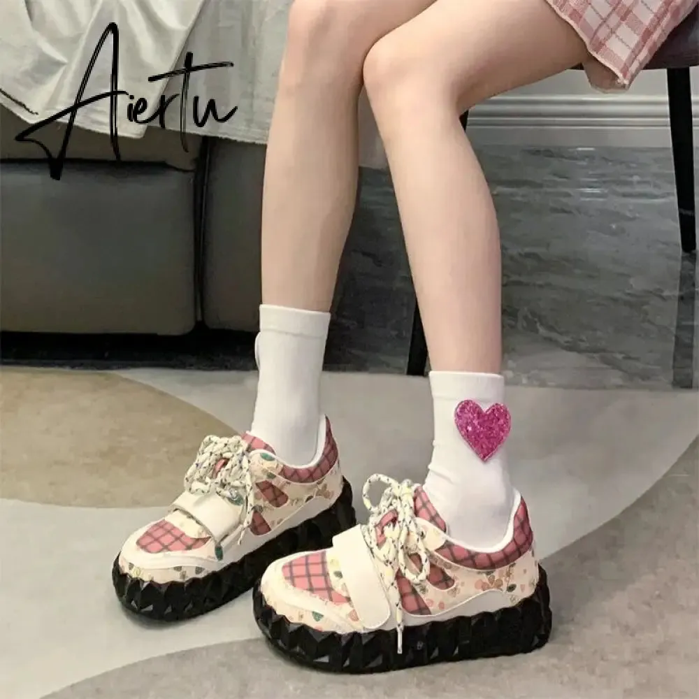 Kawaii Sneakers Women's Korean Design Casual Platform Shoes Summer Vulcanize Shoes Tennis Basket Lolita Running