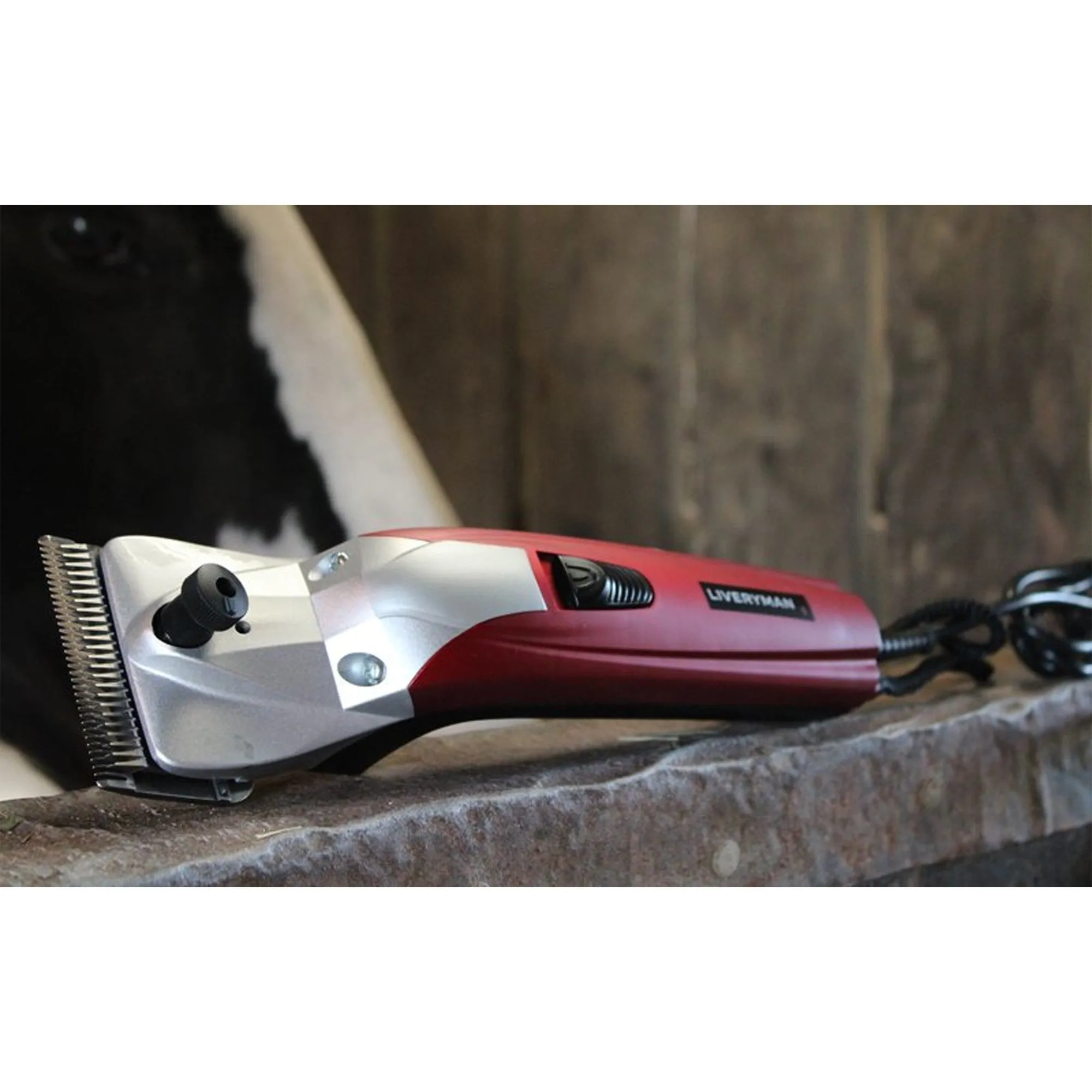 Liveryman Black Beauty Clippers - Mains