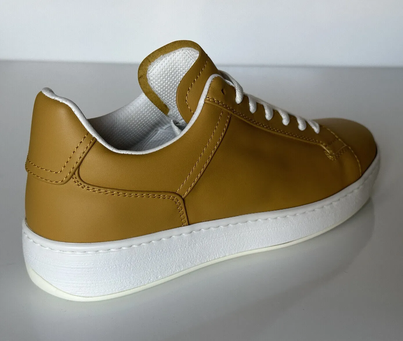 NIB $690 Bottega Veneta Calf Leather Butterscotch Sneakers 7.5 US (40.5) 578298