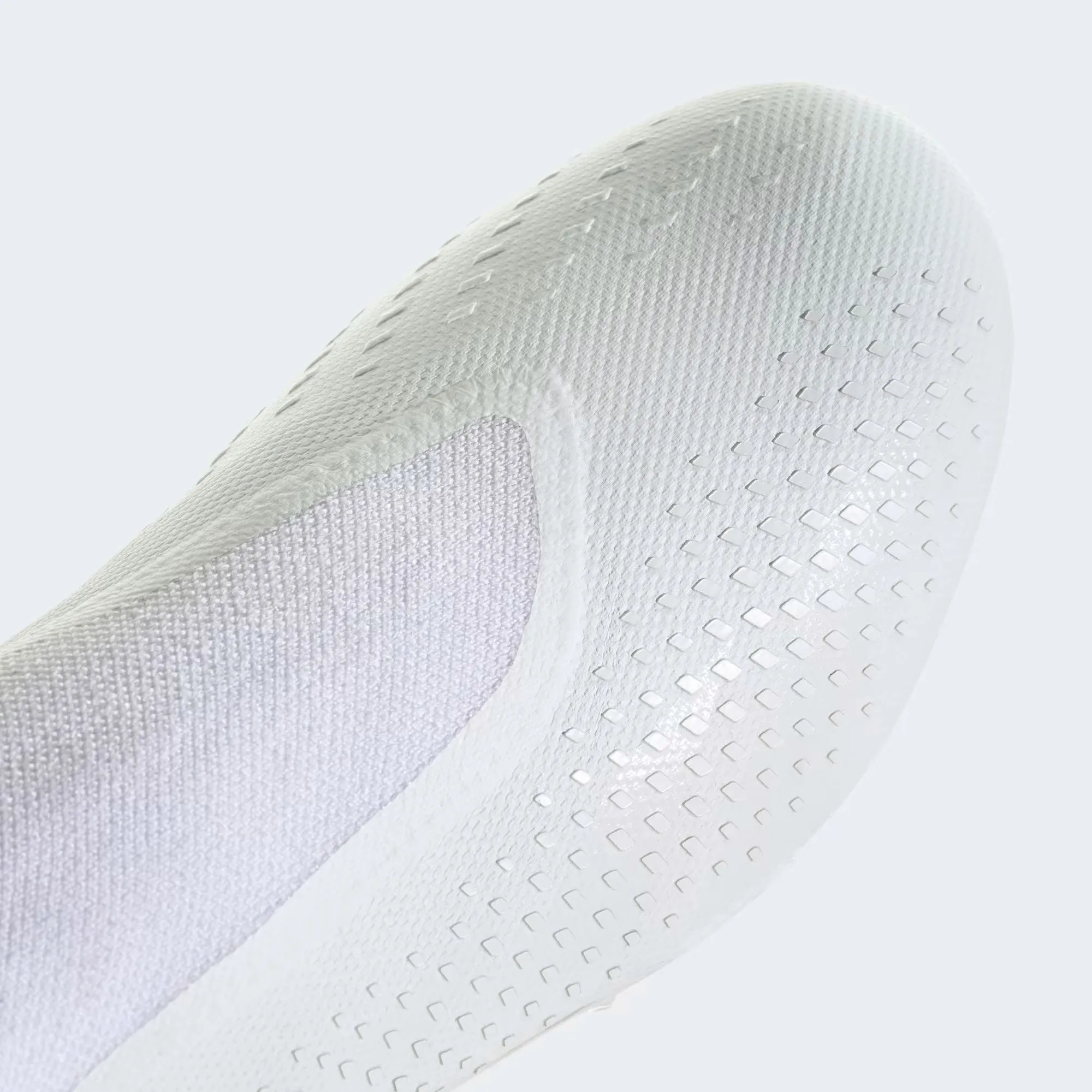 Predator Accuracy.3 Laceless FG [Cloud White]