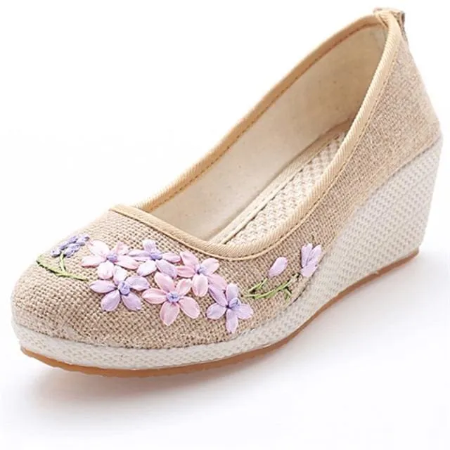 Retro Floral Embroidery Cloth Canvas Wedges Vintage Women Pumps Linen Shoes