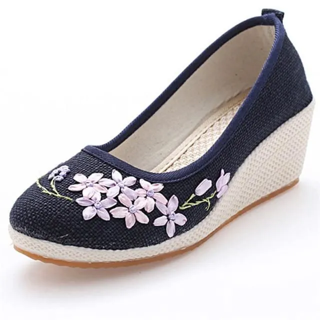 Retro Floral Embroidery Cloth Canvas Wedges Vintage Women Pumps Linen Shoes