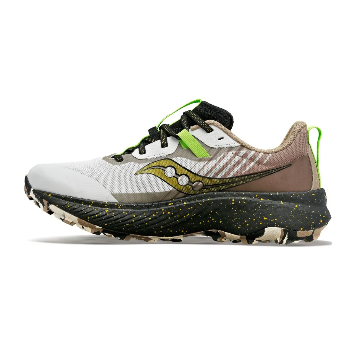 Shoes Saucony Endorphin Edge Brown Black