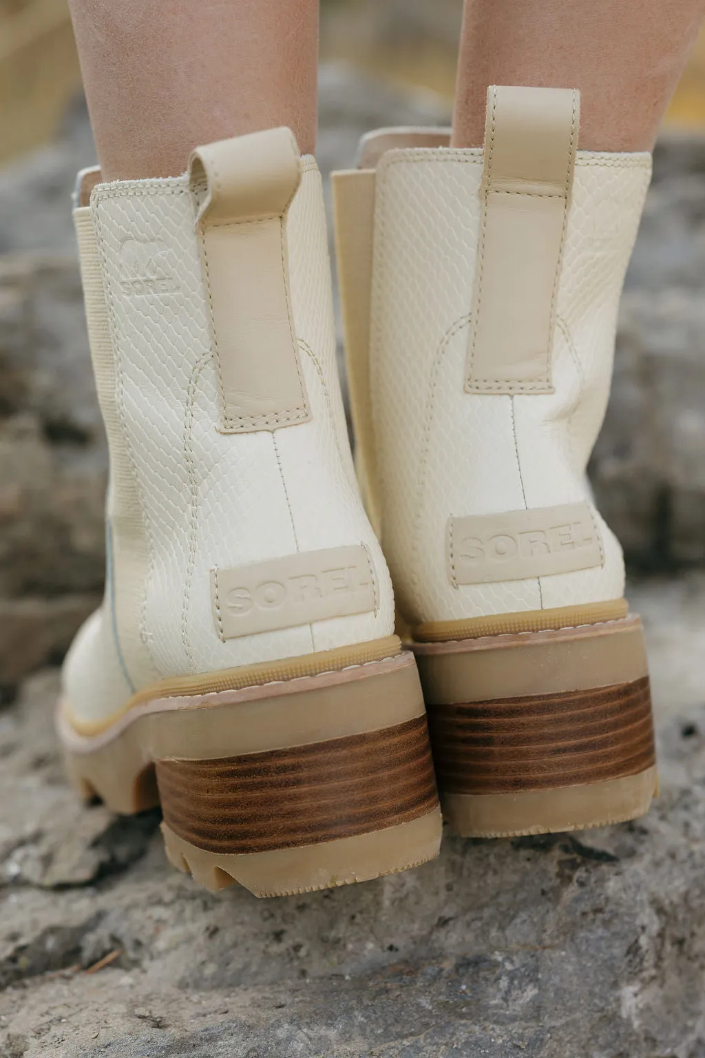 Sorel Joan Now Chelsea-Bleached Ceramic/Gum