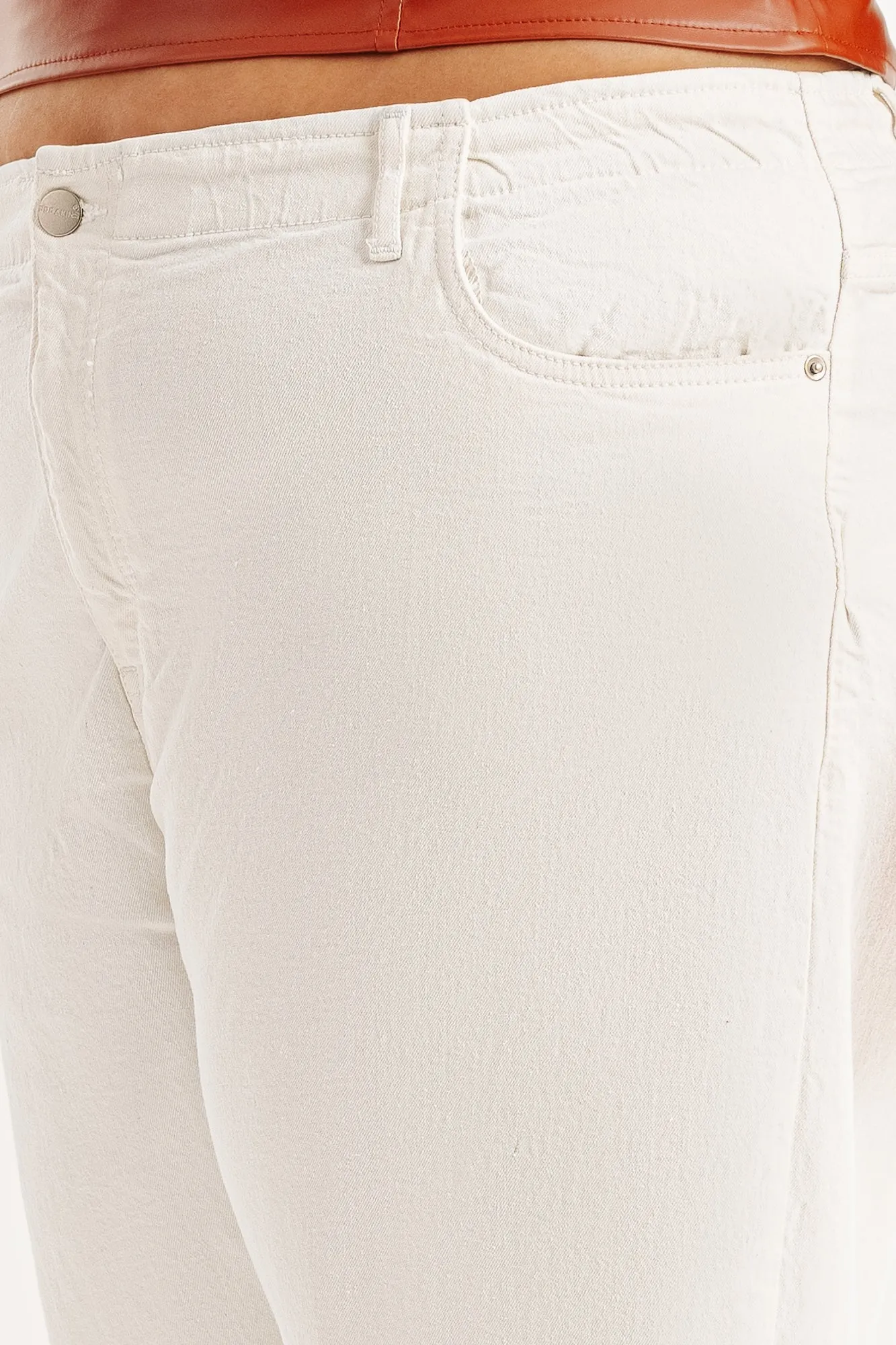 White Knee Slit Mom Jeans