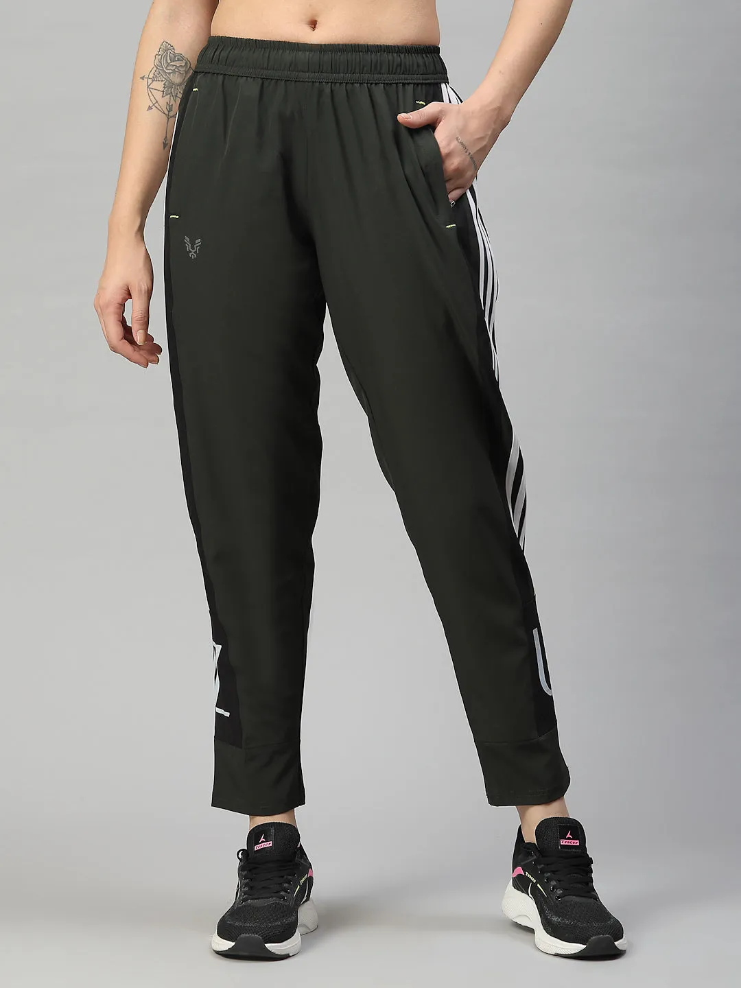 Women's Cotton Regular Fit Joggers Track Pants with 2 Zippered Pockets