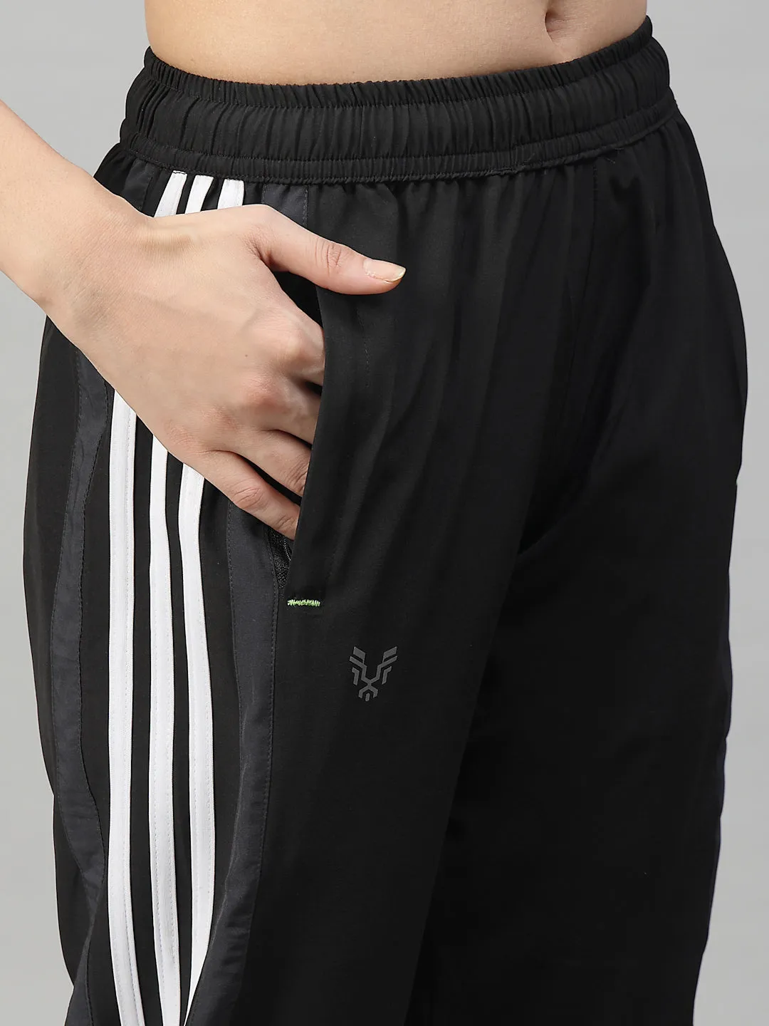 Women's Cotton Regular Fit Joggers Track Pants with 2 Zippered Pockets